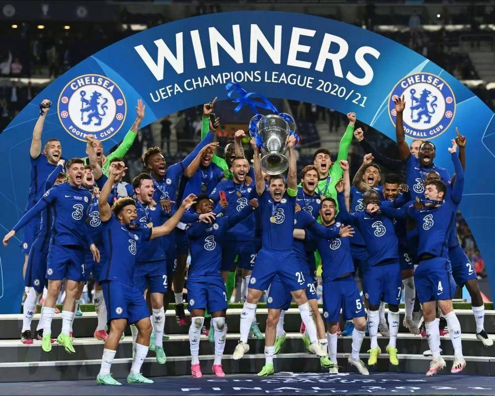 德容：难道我非要去英超才能证明自己的价值吗？我不这么认为（德容：无需赴英超也能证明自己）