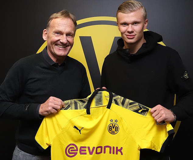 曼联平六轮未胜伯恩茅次，下轮将迎战状态火热的维拉（曼联战平伯恩茅斯，联赛六轮不胜，下轮将对阵状态火热的维拉）