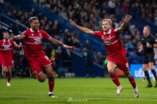 弗法纳：埃斯特旺还很年轻，但他非常出色，天赋惊人（弗法纳：埃斯特旺年少却实力非凡，天赋异禀）