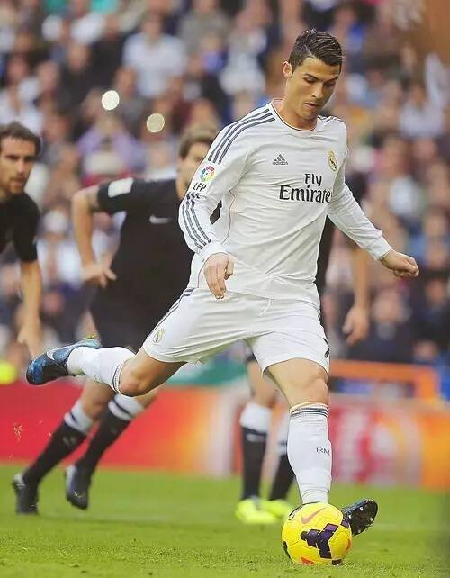 齐沃：德比战不会改变原有战术，图拉姆是否首发并不确定（齐沃：德比将沿用既定战术，图拉姆首发仍待定）