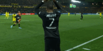 卡萨诺盛赞劳塔罗：他已经4年没去休假了，批评他的人真无知（卡萨诺力挺劳塔罗：四年未休假，批评他的人太无知）